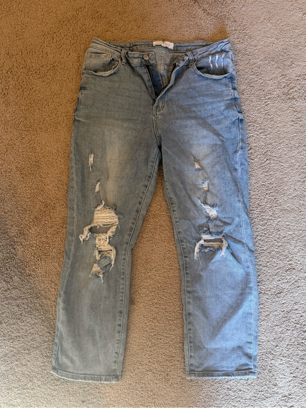 Distressed Light Wash Boyfriend Jeans - Relaxed Fit